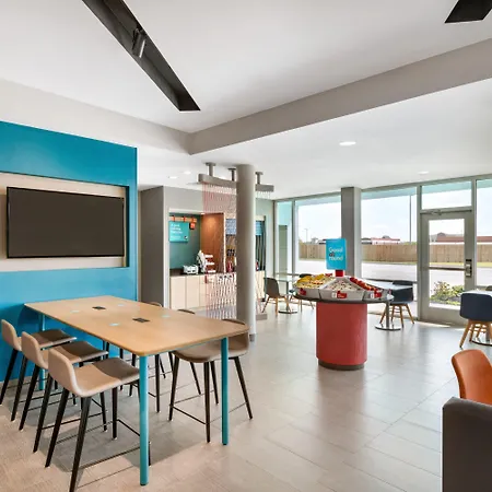 Avid Hotel - Hays By Ihg-2