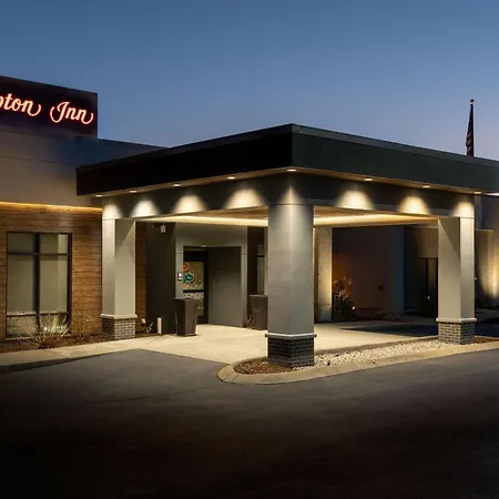 Hampton Inn - Springfield-2