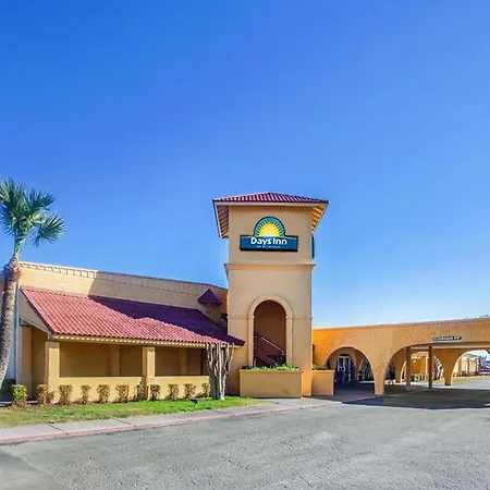 Days Inn By Wyndham Del Rio-2