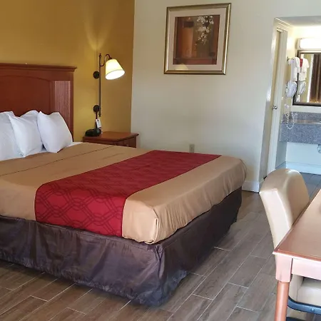 Econo Lodge Byron Near Historic District - Warner Robins-3