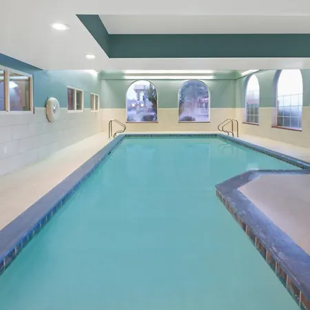 Holiday Inn Express Hotel & Suites Bishop By Ihg-3