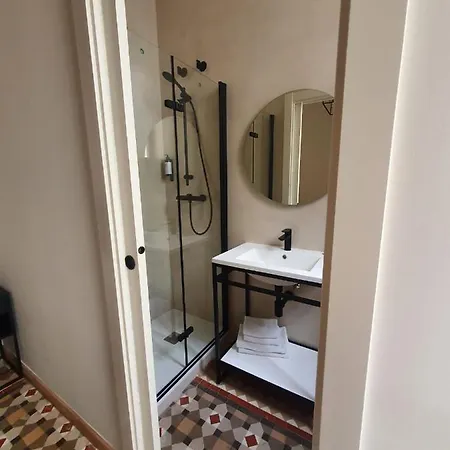 Hostal Lausanne-3