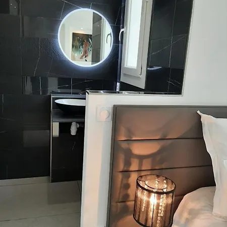 Villa Rasoa Chambre Miroir-3