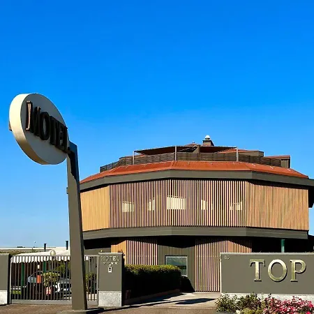 Hotel Motel Top-2