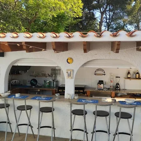 El Romarel Bed & Breakfast-2