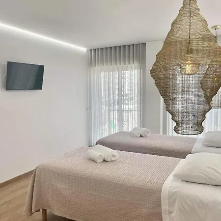 Pontinha Exclusive House-3