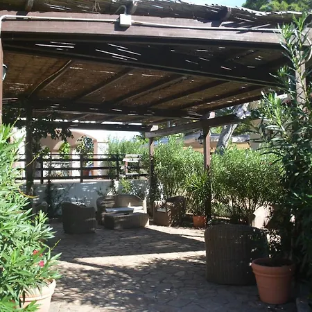 Porto Pino Club-3
