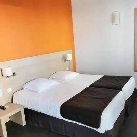 Esatitude Hotel-3