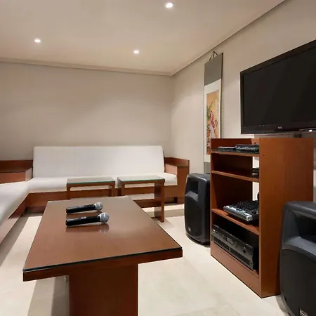 Ramada Downtown Abu Dhabi-2
