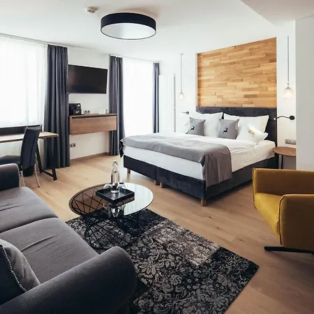 Hotel Goldene Rose-3