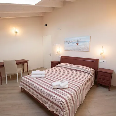 Villino Aliboni - Camere a 2 passi dal mare-2