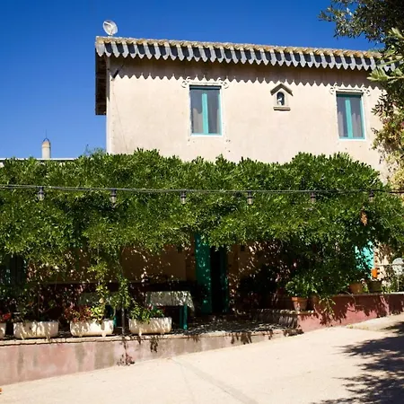 Corte Boero Bed&Breakfast-3