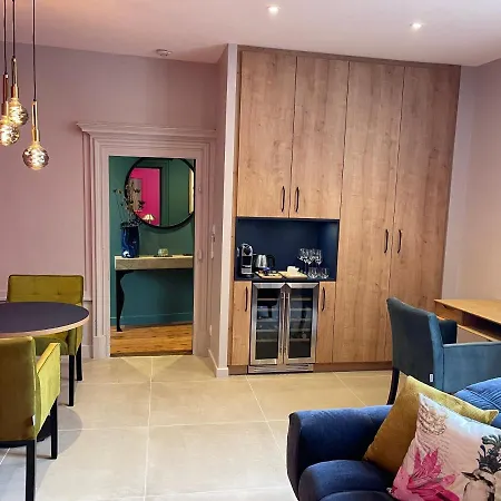 Suite avec Spa Quartier Cathédrale-3