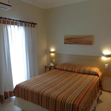 Hotel Costa Balena, Conforto e Piscina aquecida e coberta a 100m da Praia da Enseada-2
