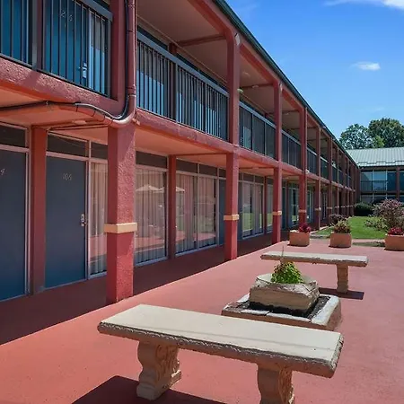 Americas Best Value Inn St. Joseph At I-29-3