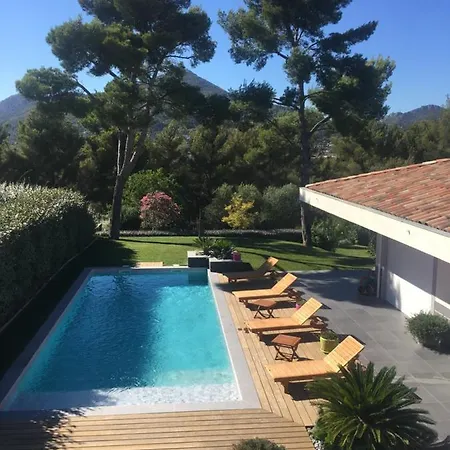 Chambre Luxe Dans Villa De Standing Avec Piscine, Acces Discret Et Independant, Terrasse Arboree Et Parking Prive-3