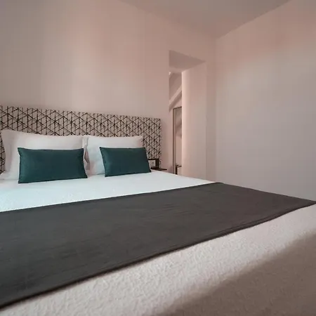 Harbour49 - Aveiro Flats & Suites-3