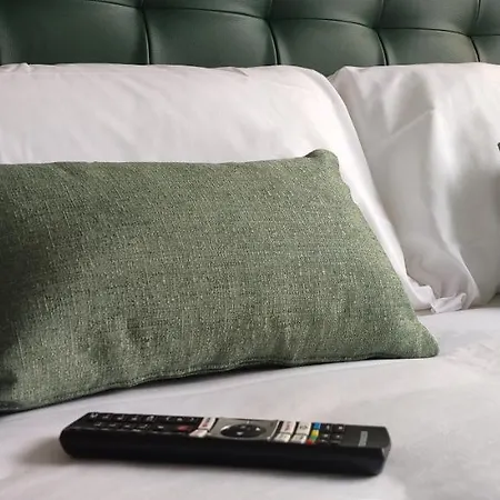 Suites Direzionale Carpi-3