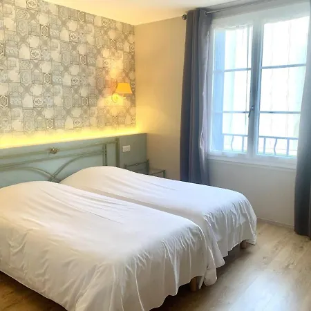 Grand Hotel Terminus Reine-3