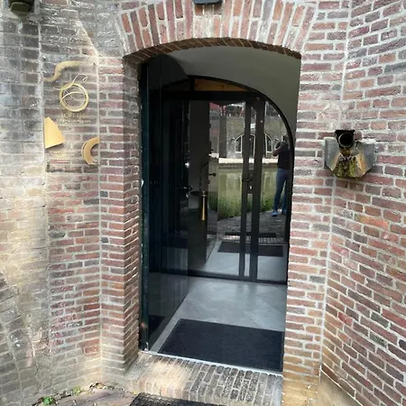 Loft 188 Luxury Apartment Hotel-3
