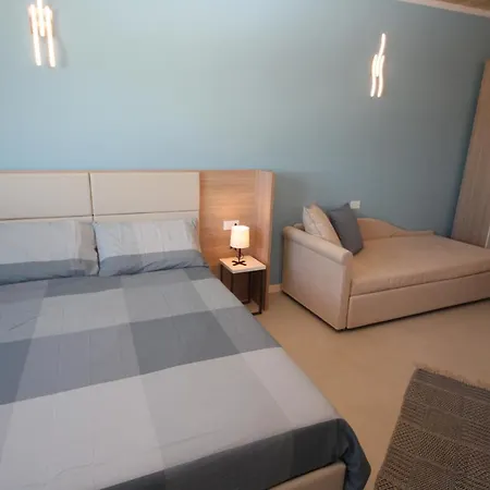 Ohana Holiday Rooms-3