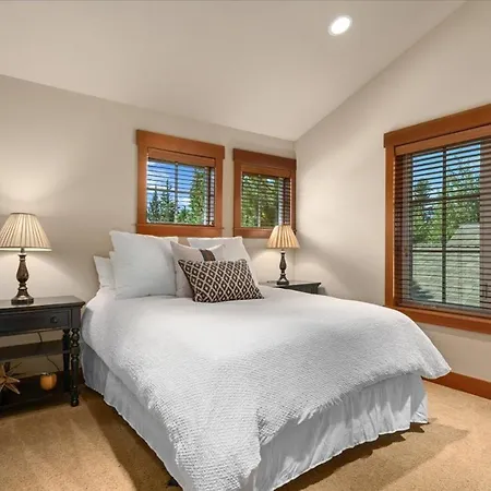 Prospectors Reach House In The Heart Of Suncadia Walking Distance To Everything-2