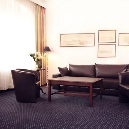 Der Fuerstenhof-3