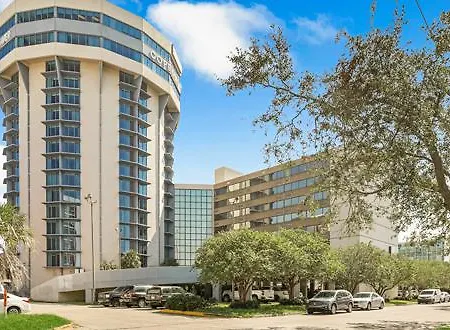 Comfort Inn & Suites At Copeland Tower-3
