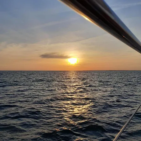 Un Hôtel En Ville-2