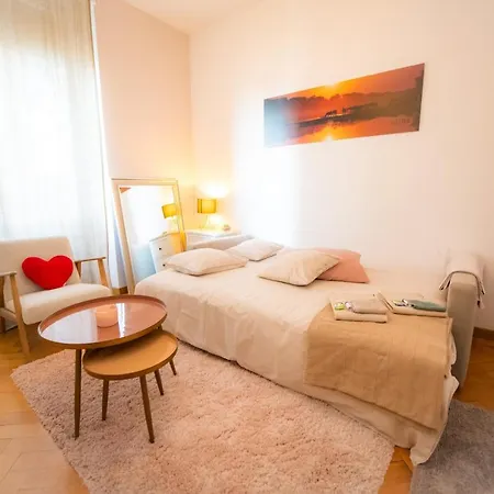 Room Eight - Your Space In The City-3