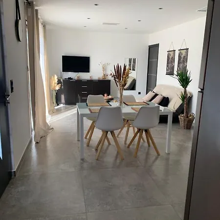 Maison D'Hotes Privatisee-3