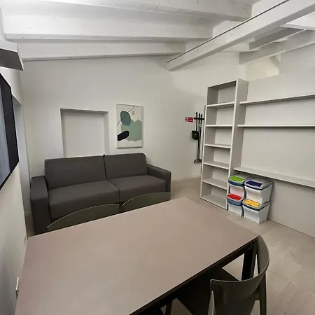 Smart Apartments Palazzo Mazzini-2