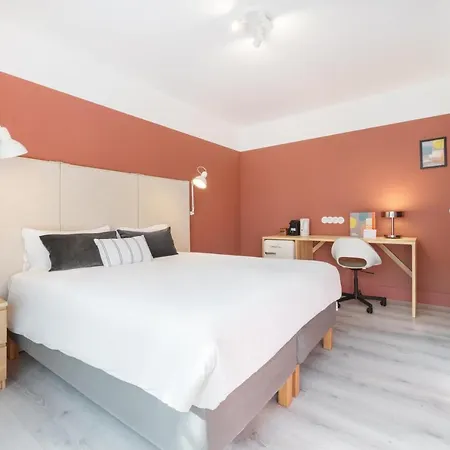 Rainbow Suites By Olala Homes-2