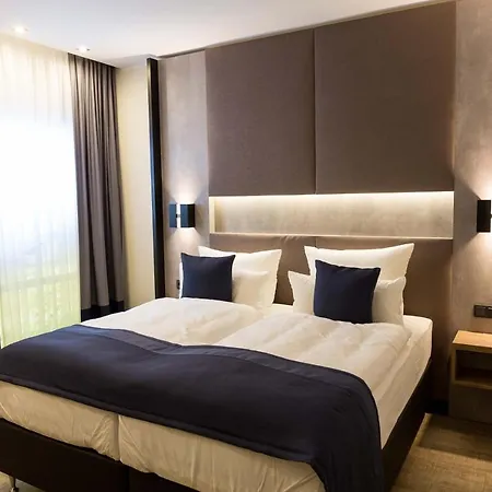 SKY Hotel Cloppenburg-2