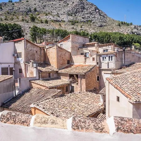 7 Pisos Casa Rural de Pueblo-3