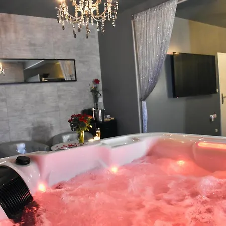 Luxury & Love - Professional Jaccuzzi And Spa-2
