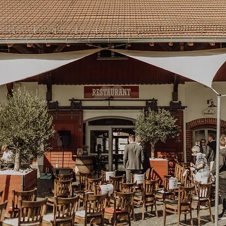 Hotel Gutshof Herborn-3