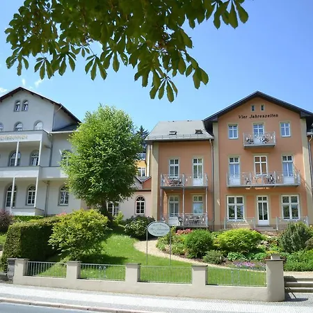 Hotel-Pension Vier Jahreszeiten-3