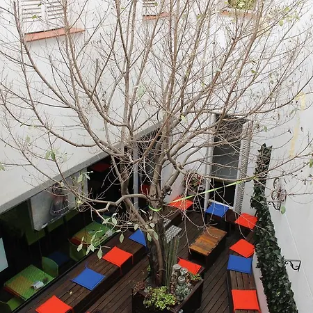 Raval Botella Private Rooms-3