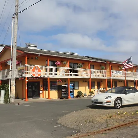 Sea Treasures Inn #104-3