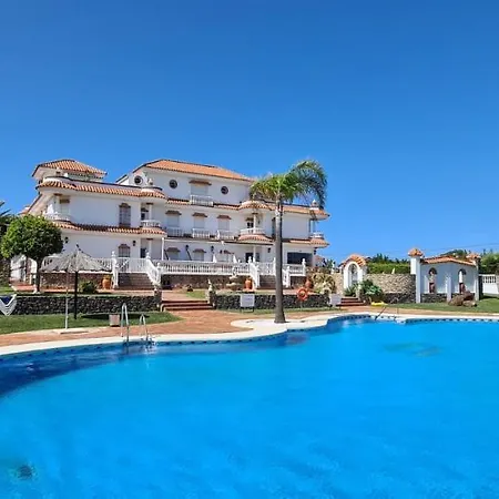 Hotel y Apartamentos Diufain-2