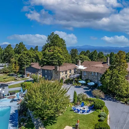 Echo Mountain Inn-2