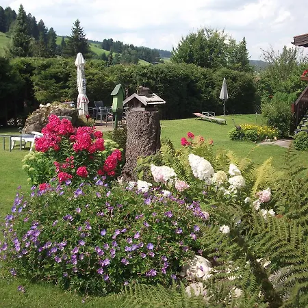 Hotel Landhaus Staufenblick-3