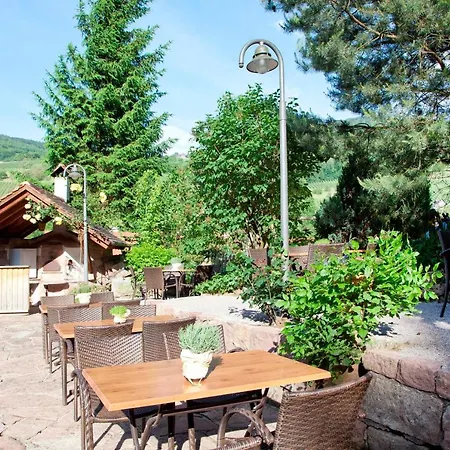 Naturhotel Holzwurm-2
