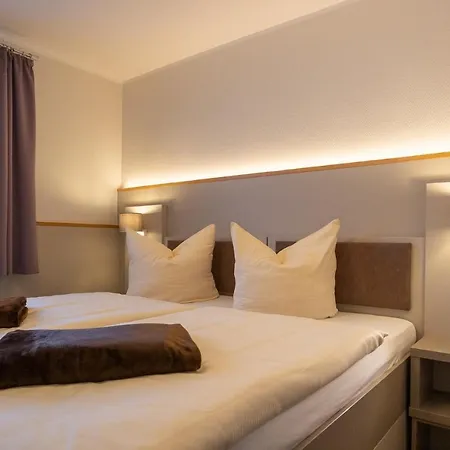 Stadt-gut-Hotel Siegboot-3