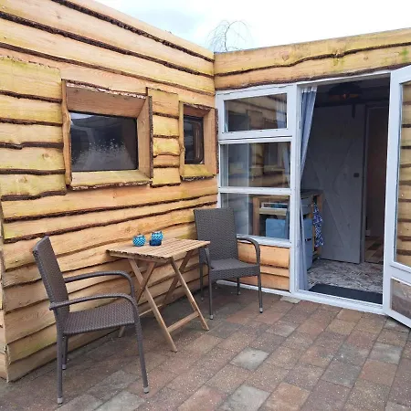 Bnbheerhugowaard Wooden-2