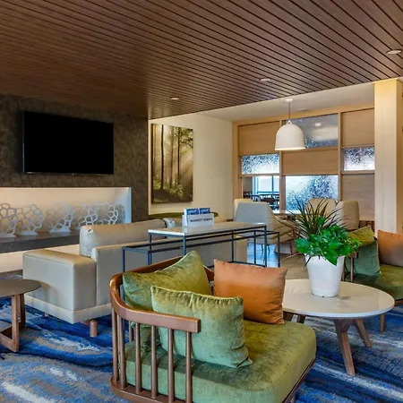 Fairfield By Marriott Inn & Suites Sandusky-2