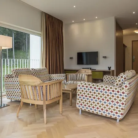 Waldhotel & Spa Davos - For Body & Soul-3