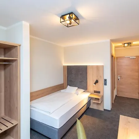 Hotel Schwan-2