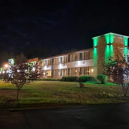 Wingate By Wyndham Lake George-3